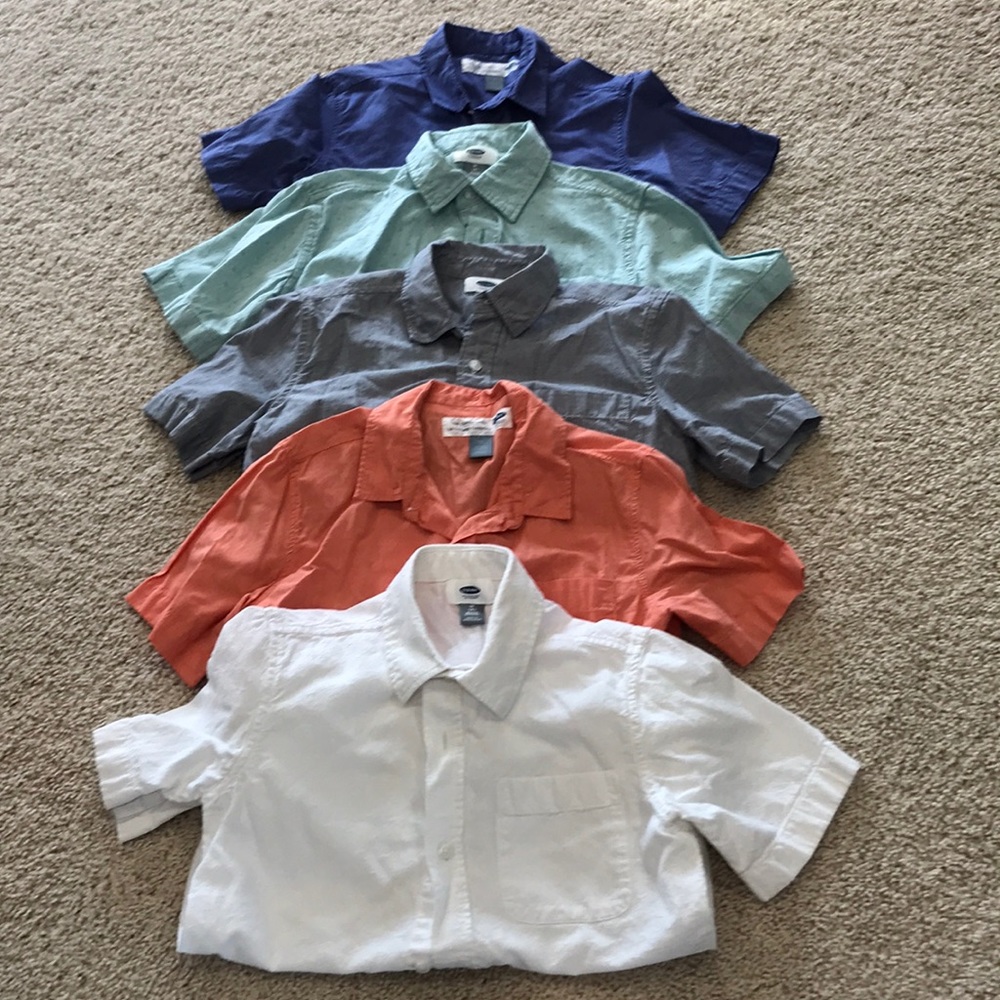 Button down old navy short sleeve shirts